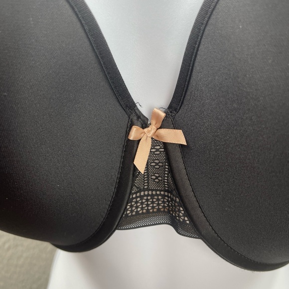 Chantelle bra new with tags 32H ideal, full coverage bra ultra soft comfort - Picture 4 of 10